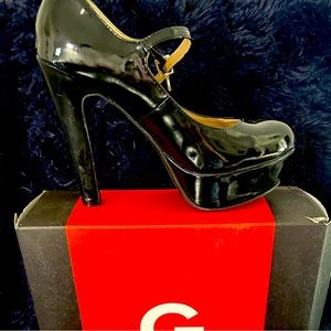 Classic Stacked Mary Jane G-Guess